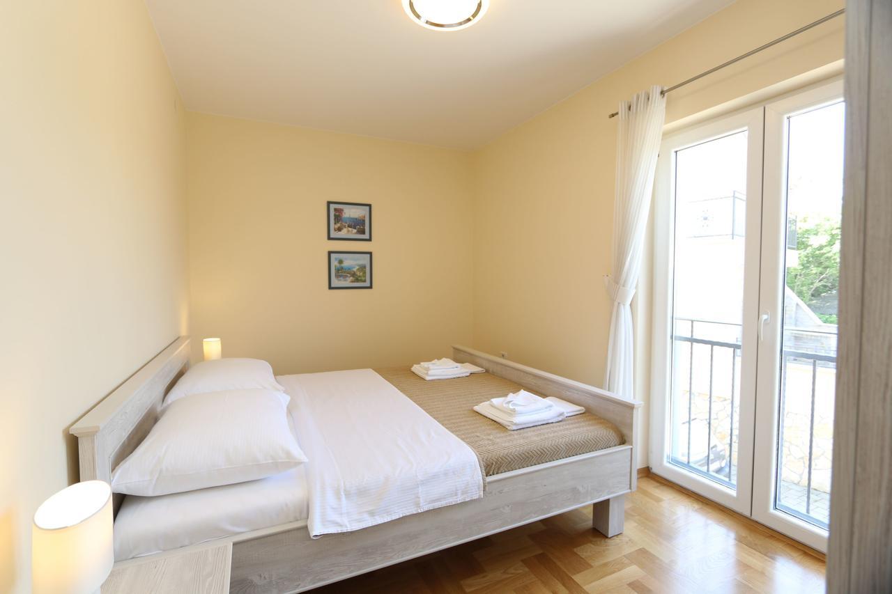 Apartment Soline Cove Eksteriør billede