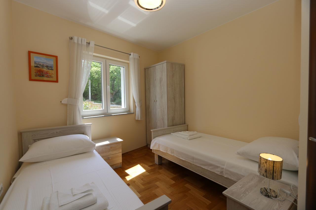 Apartment Soline Cove Eksteriør billede